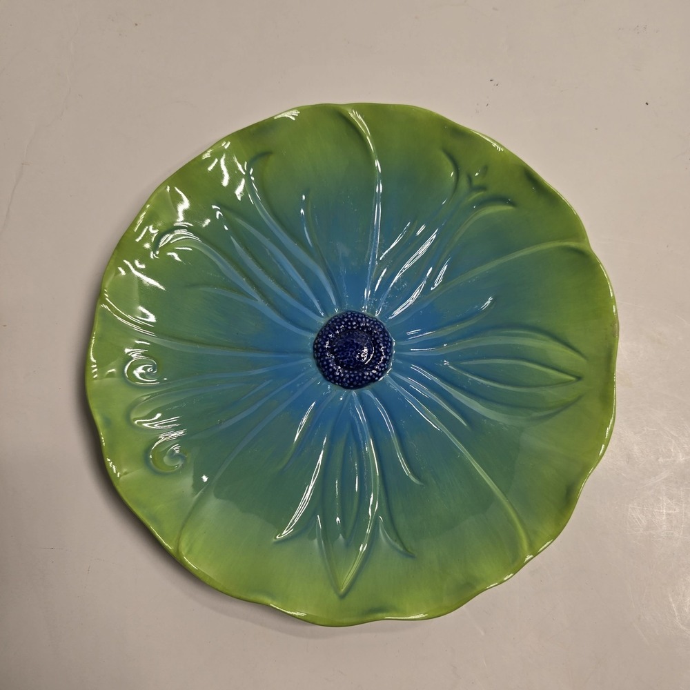 Grasslands Road Floral Flower Shaped Plate Colorful Green And Blue‎ 8.5 In